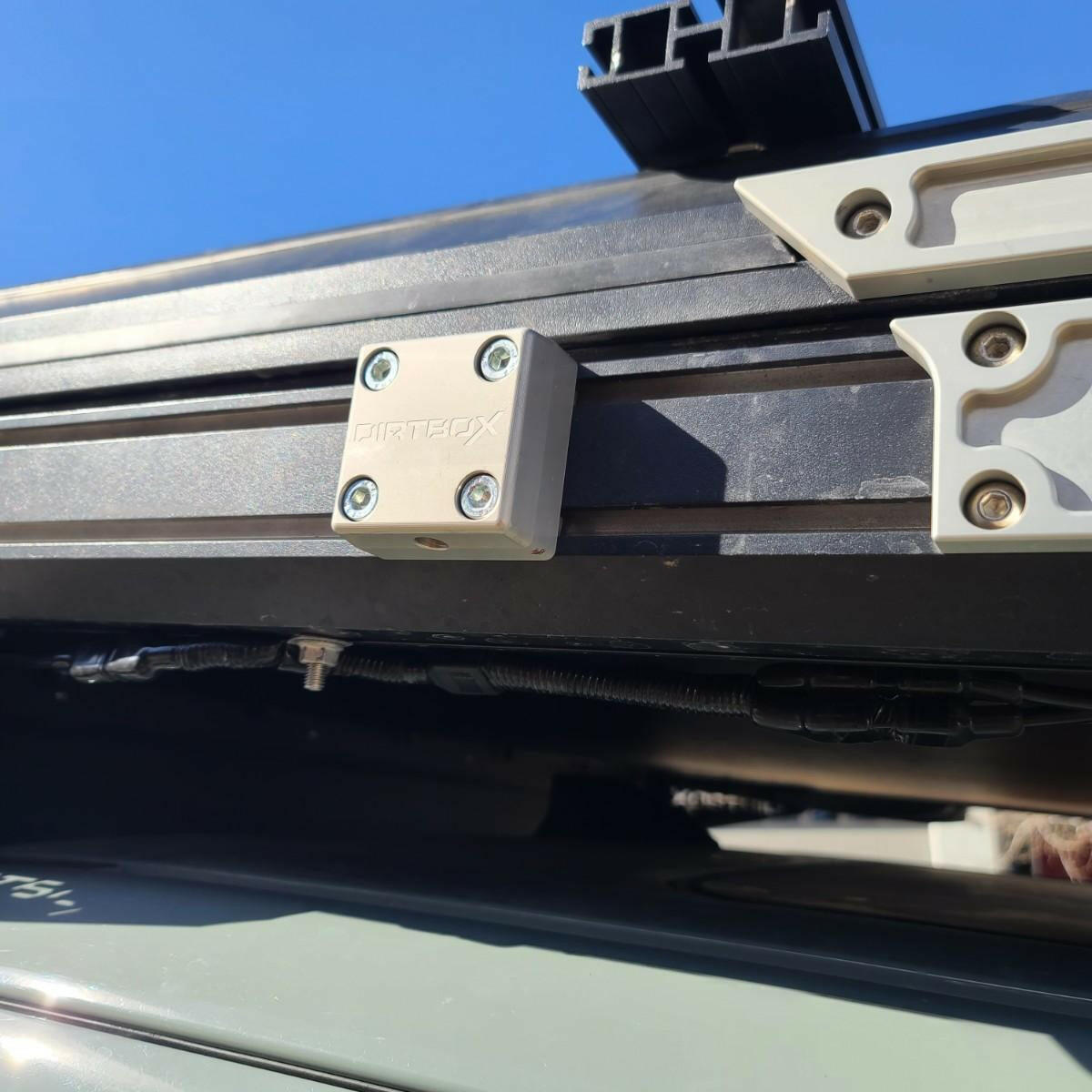 The Chunk Quick Release Bracket Dirtbox Overland